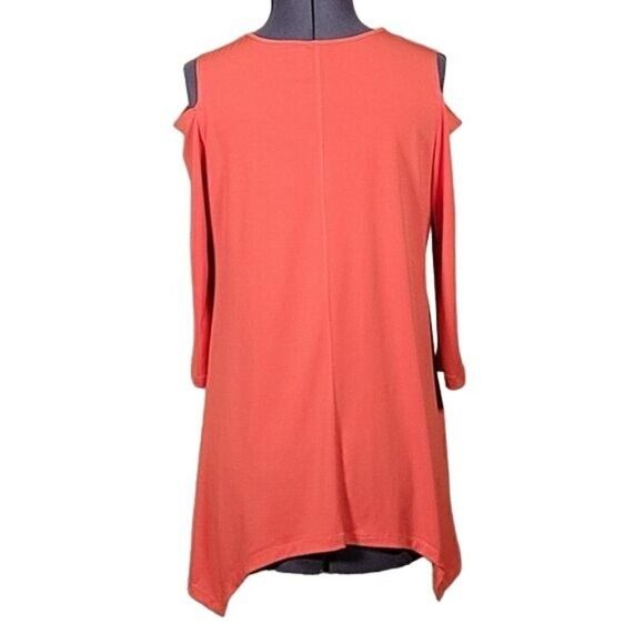 Fashque Studio Peek-a-Boo Shoulder Top Sz S - Picture 4 of 7